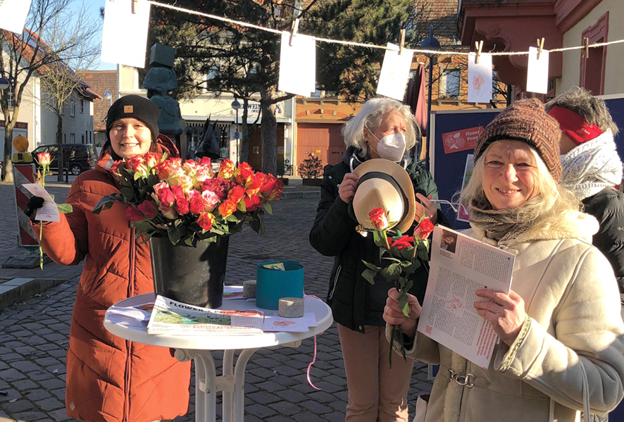 Rosenaktion_Weltfrauentag_22 Bad Schönborn Fairtrade