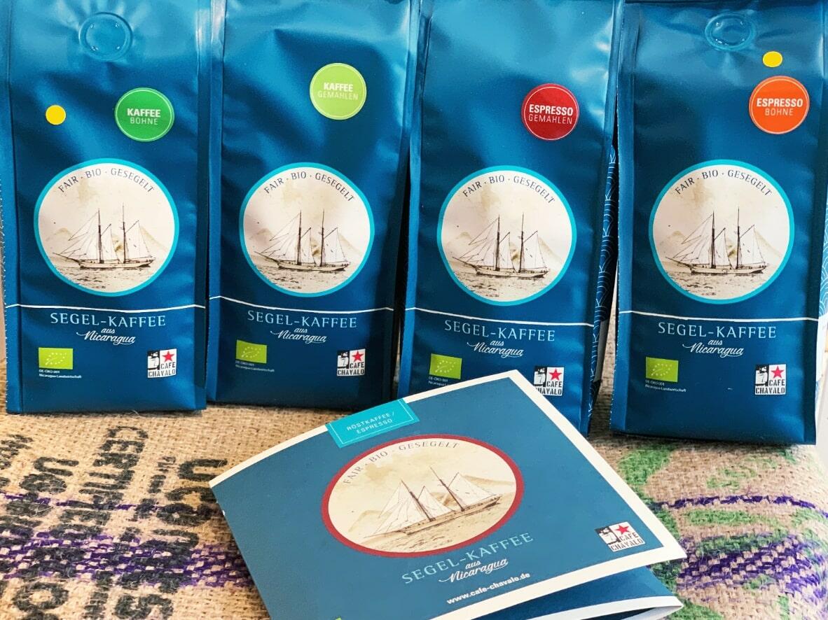 Segel-Kaffee fair produziert und fair transportiert von CAFE CHAVALO