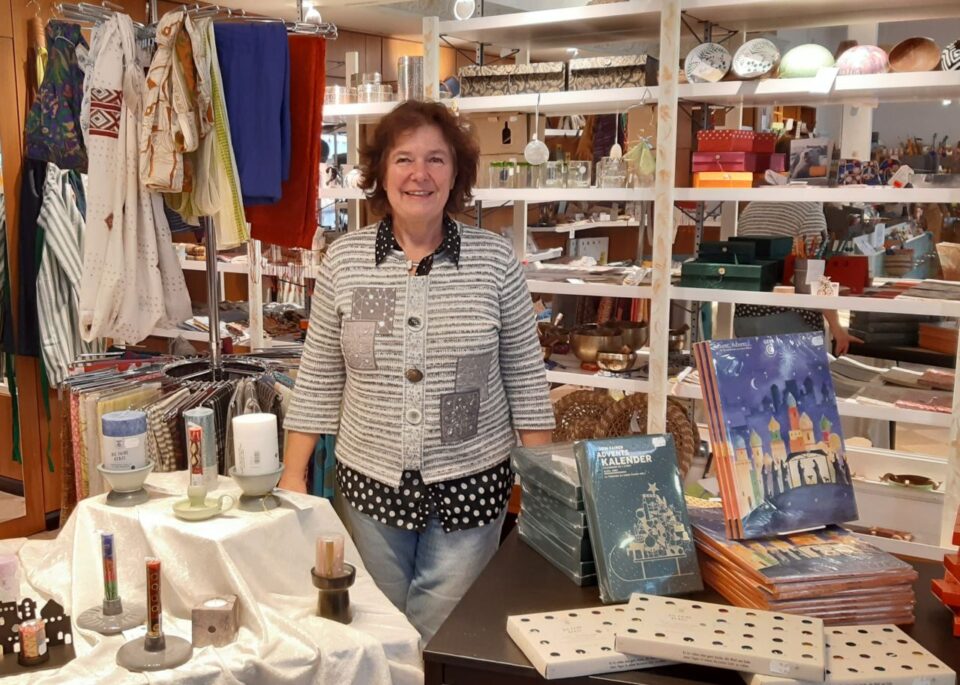 Elsa Mall vom Weltladen-Team hieß die Kunden herzlich willkommen.