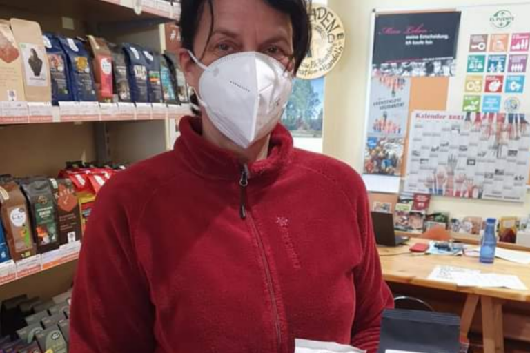 Screenshot 2021-06-23 at 17-44-25 Jane Weber – Habe heute neue Produkte in unserem Weltladen Facebook