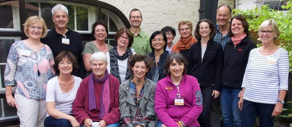 Ein Teil der ehrenamtlich Aktiven des Weltladenteams am 22.09.2018 nach dem beliebten und alljährlich gut besuchten "Fairen Frühstück" im historischen Biergarten des ehemaligen Gasthofs Landsberg in Hofheim.