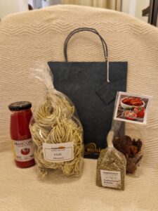 2025_Bella Italia_Geschenkkorb_20251028_170836