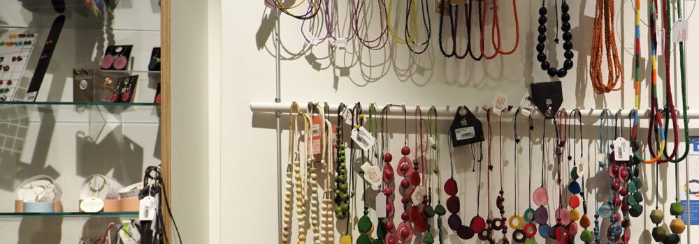 Schmuck und Accessoires