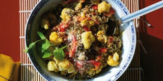 Blumenkohlcurry mit Quinoa