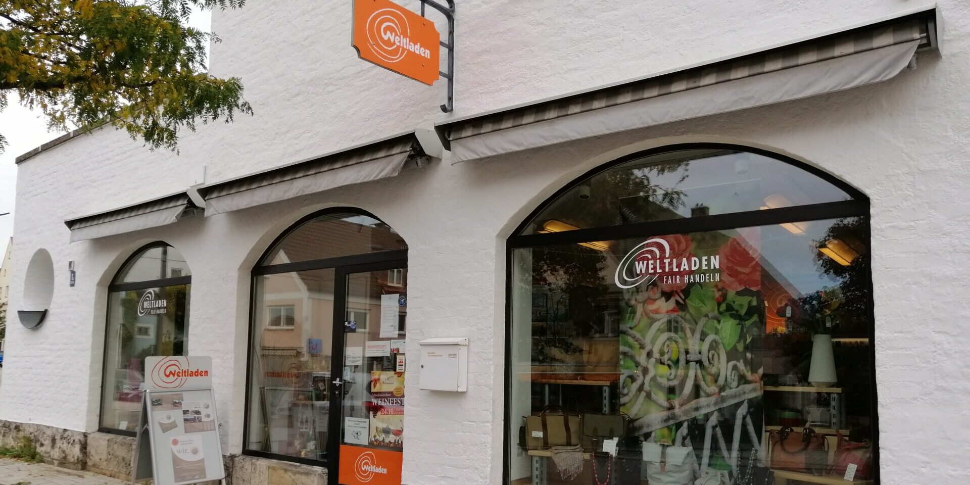 Laden nach Renov. 10_2021 Weltladen Schwabmünchen, Luitpoldstr. 1a