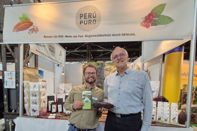 260613_Spendenübergabe_Frederic-Hilfe-für-Peru(c)Barbara_Leyrer_klein