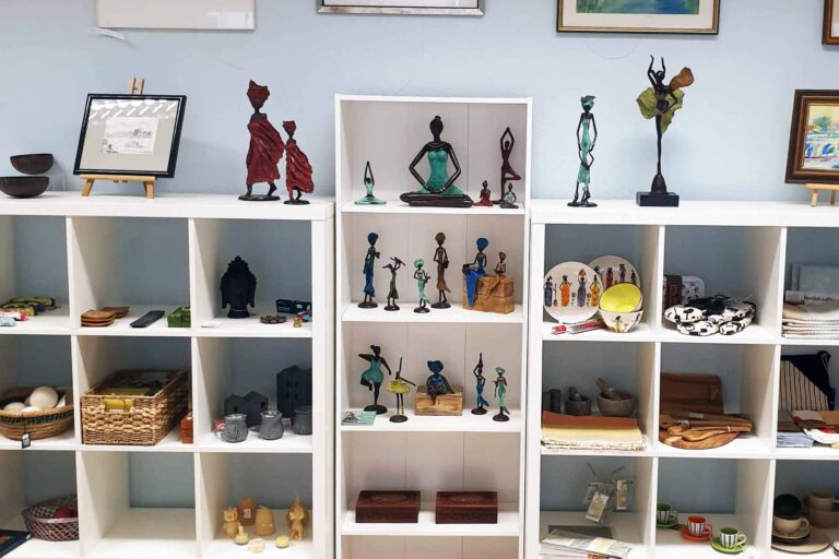 Weltladen-Wallstadt-BronzeSkulpturen