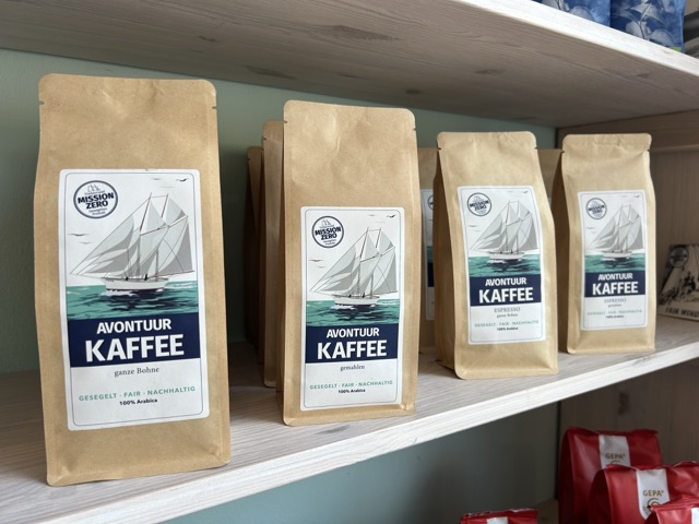 Avontuur Kaffee Verpackungen im Regal